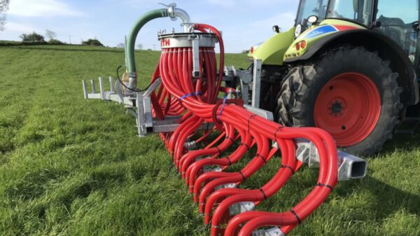 Srutų skleidimo, įterpimo įranga