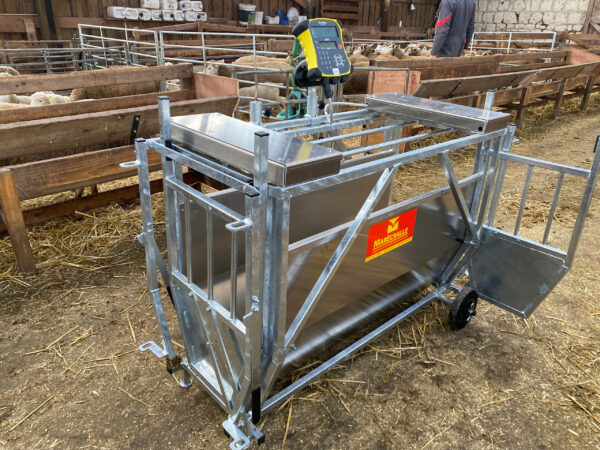 Avių svėrimo staklės PM 110